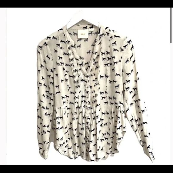 Anthropologie Tops - Anthropologie Maeve Horse Print Pleat Front Peplum Back Shirt Navy/Cream Sz 0